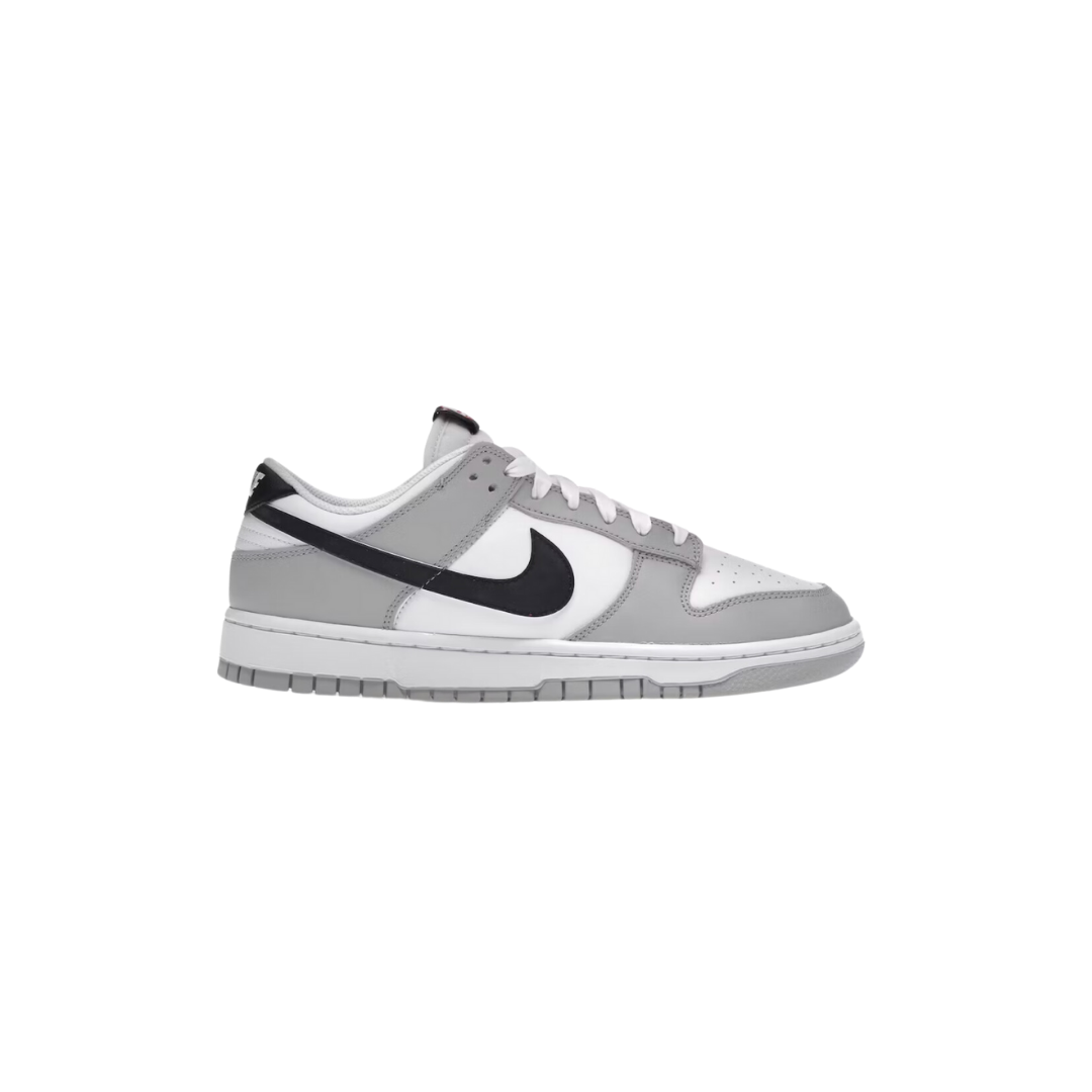 NIKE DUNK LOW SE JACKPOT