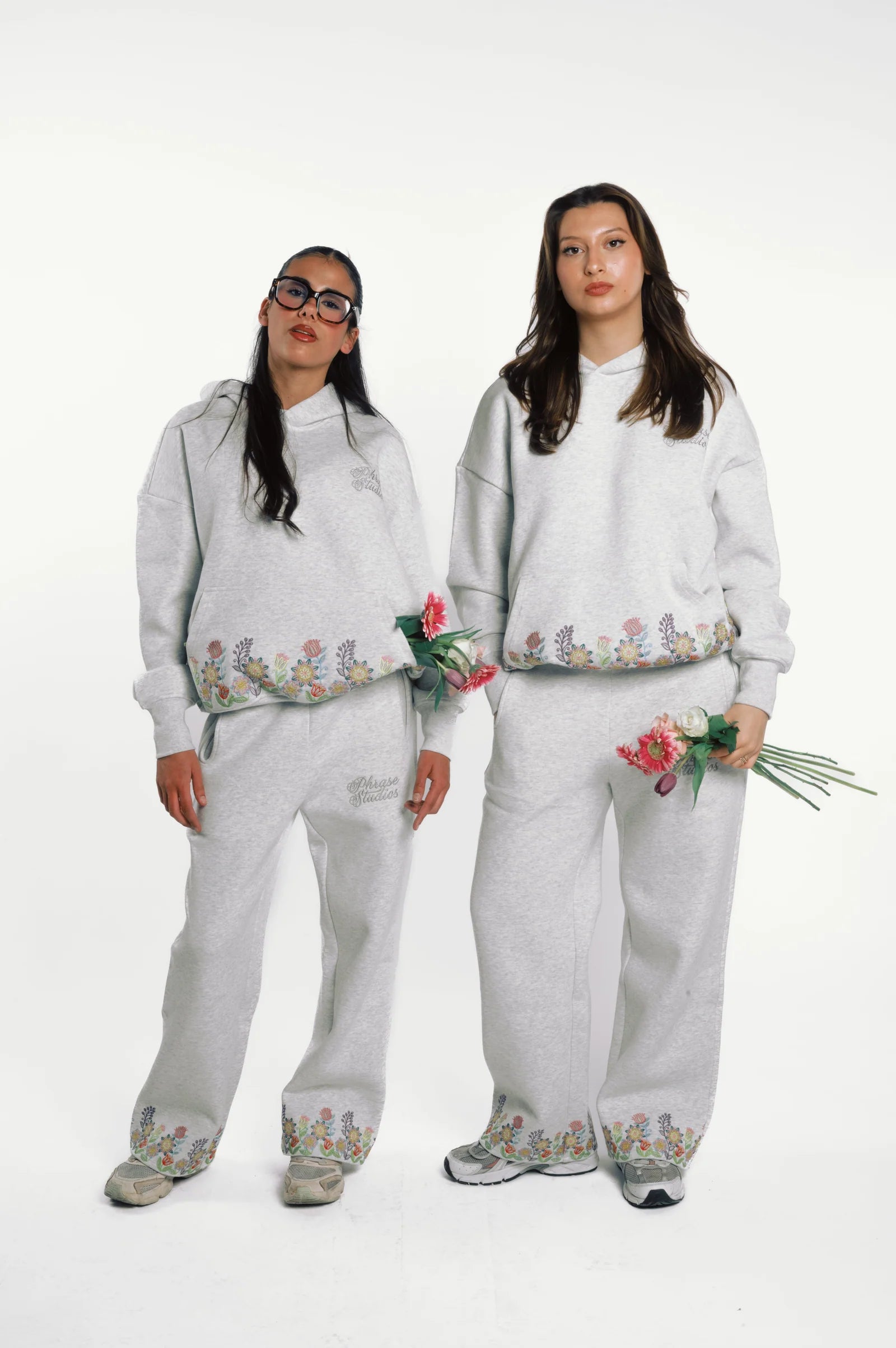 PHRASE STUDIOS BLOOM HOODIE - BLACK