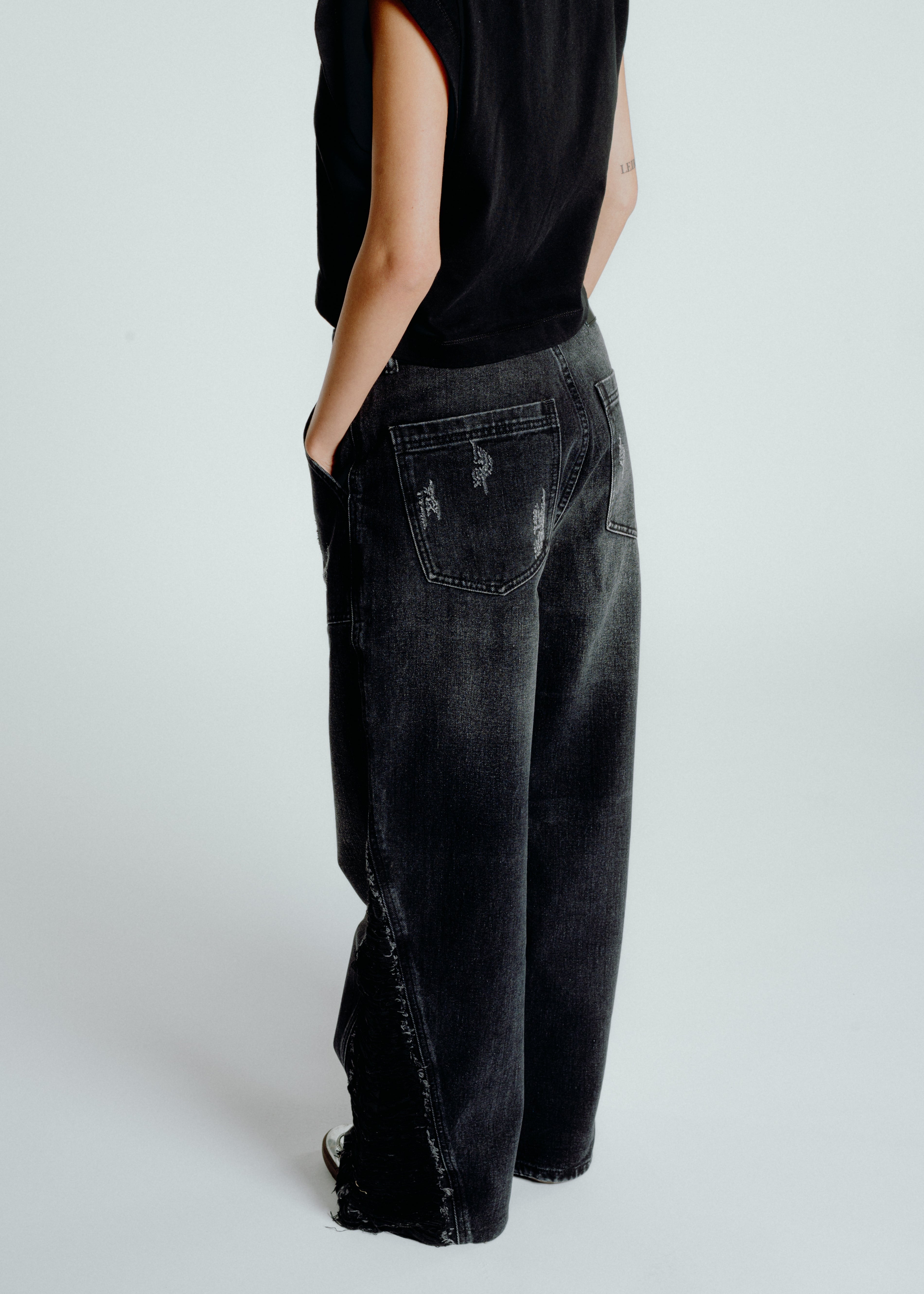 PHRASE STUDIOS RESURGE JEANS