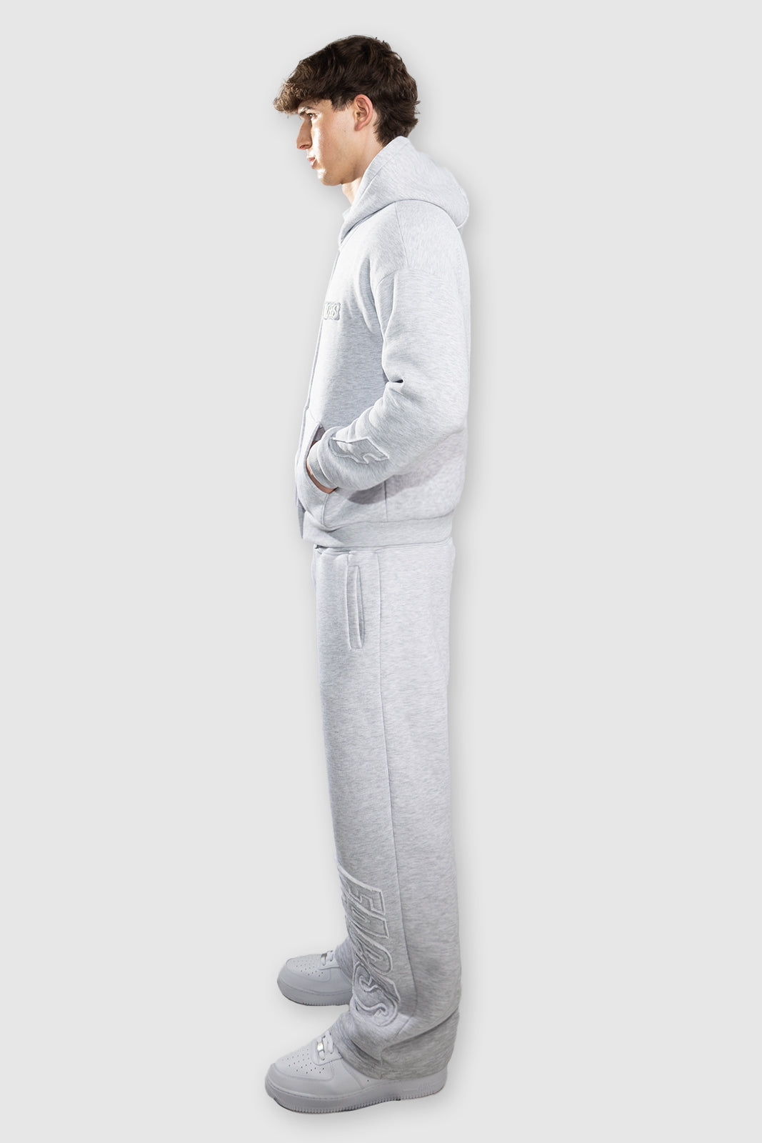 FACES CLOUDED 2026 ZIPPER I SNOW GREY