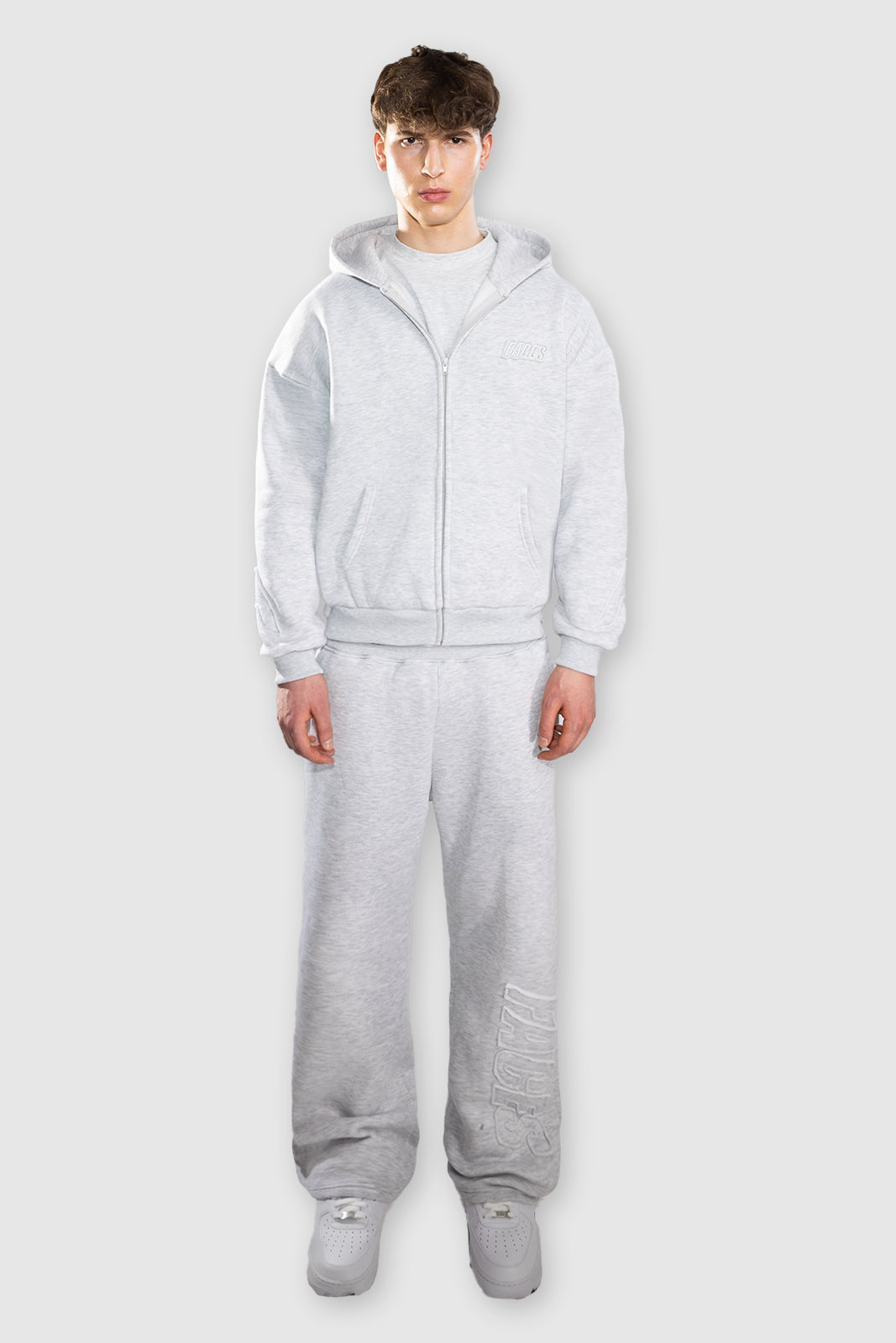 FACES CLOUDED 2026 ZIPPER I SNOW GREY