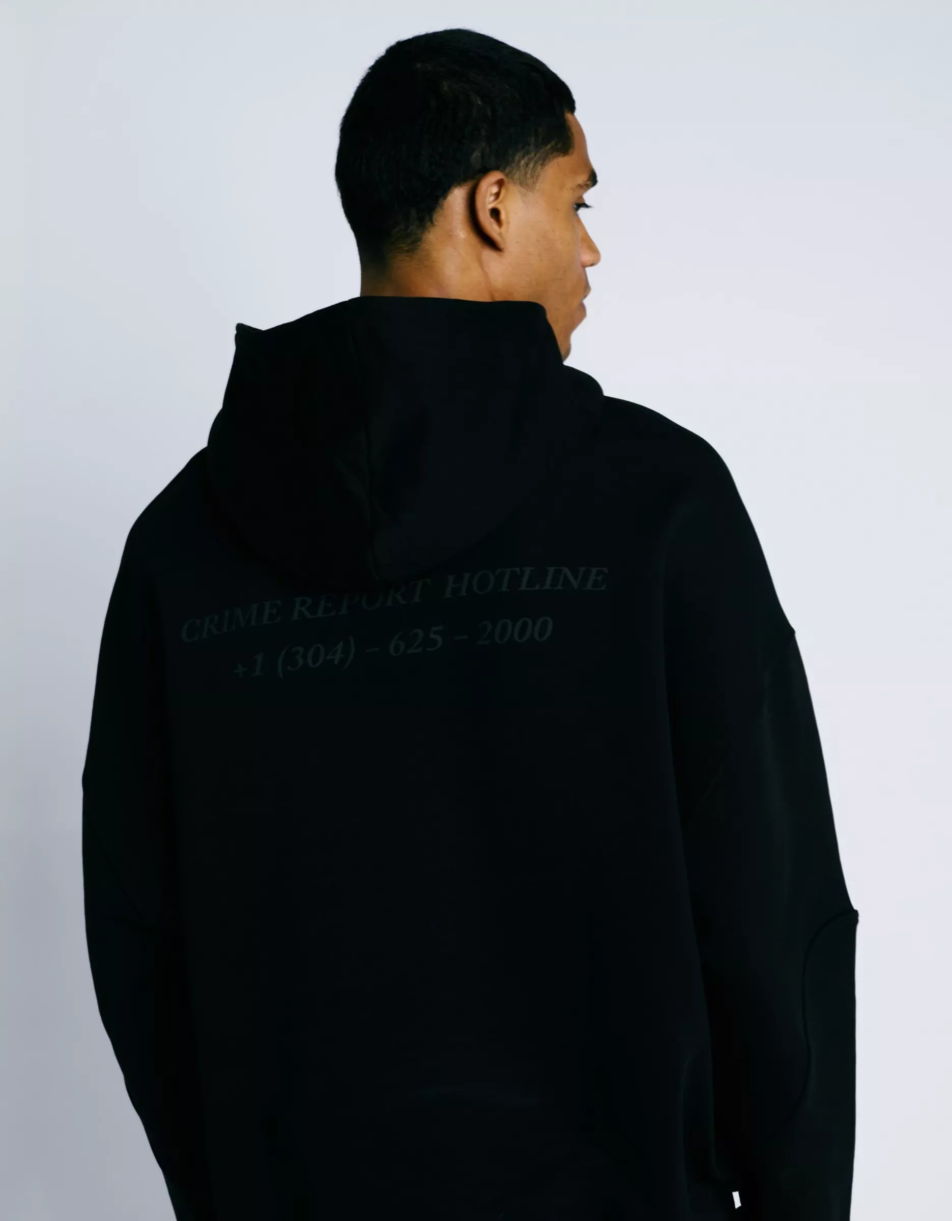 LEVTIC INITIAL PIN ZIP HOODIE - BLACK
