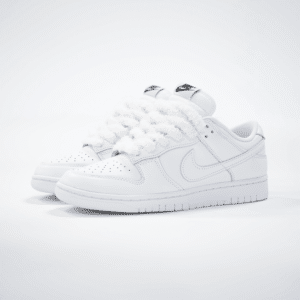 SWEET LACES FLUFFY POLAR BEAR