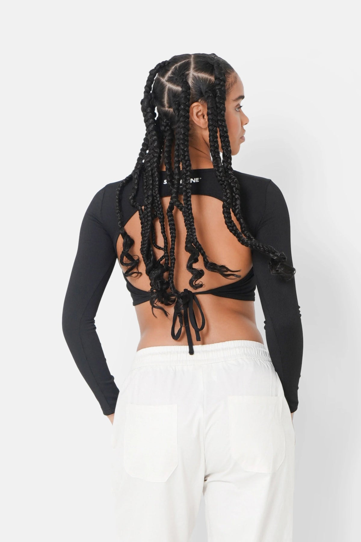 HAUT COURT EN MAILLE BICOLORE FEMME SIXTH JUNE NOIR