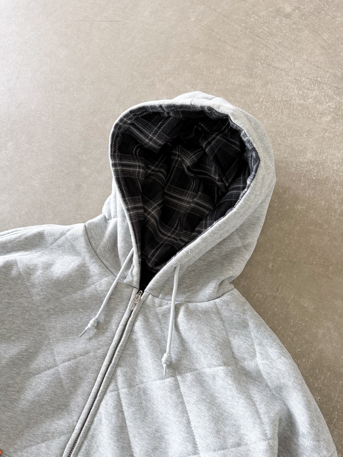ORELIEN REVERSIBLE QUUILTED/FLANNEL ZIP HOODIE