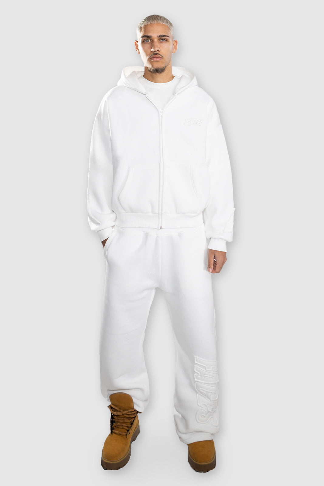 FACES CLOUDED 2026 ZIPPER I SNOW WHITE