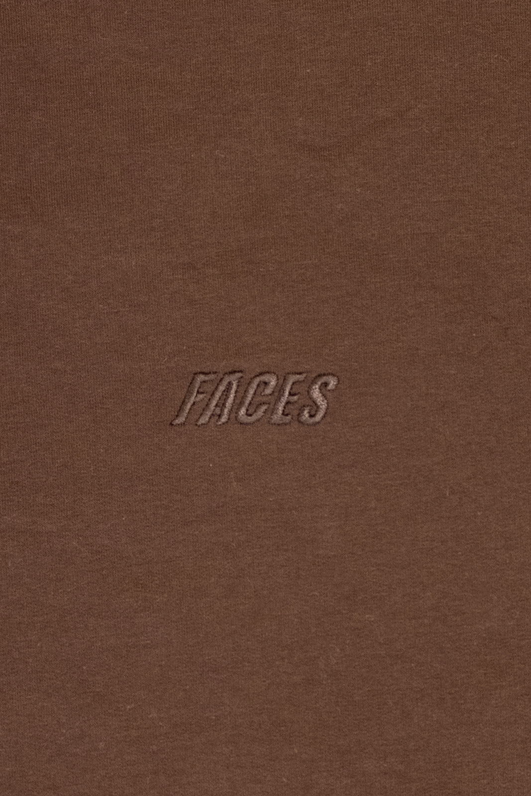 FACES CLOUDED 2026 LONGSLEEVE I CHOCOLATE