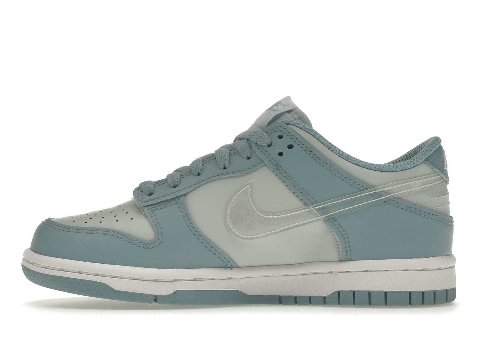 Nike-Dunk-Low-Clear-Blue-Swoosh-GS - 19