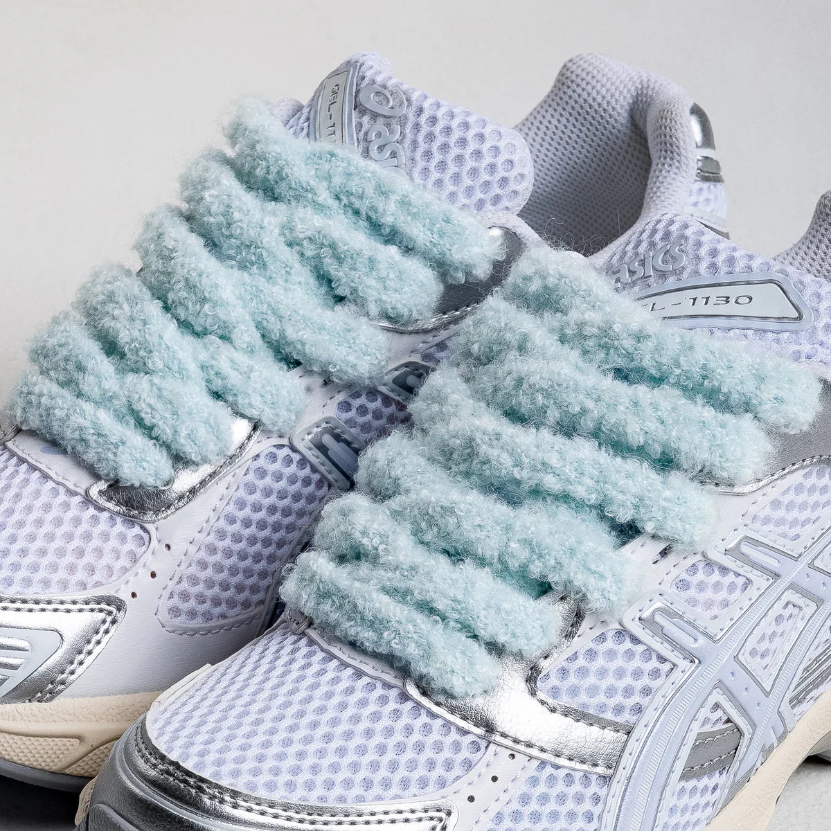 SWEET LACES FLUFFY YETI